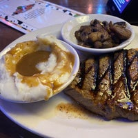 Photo taken at Texas Roadhouse by Ryan A. on 11/14/2023