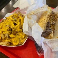 Photo taken at Al&amp;#39;s #1 Italian Beef by Ryan A. on 10/19/2023