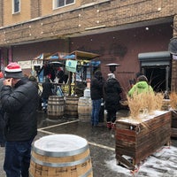 2/13/2021 tarihinde Wendy U.ziyaretçi tarafından Detroit City Distillery'de çekilen fotoğraf