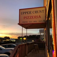 Photo taken at Upper Crust Pizzeria by Angie C. on 9/25/2017