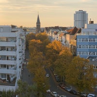 Das Foto wurde bei Ku&amp;#39;Damm 101 von Volkan S. am 10/16/2019 aufgenommen