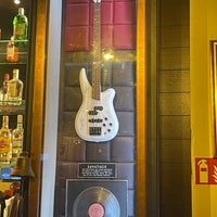 Photo taken at Hard Rock Cafe Köln by Omer T. on 1/27/2024
