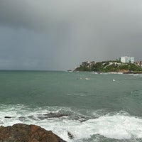 Photo taken at Praia do Rio Vermelho by Omar P. on 4/23/2023