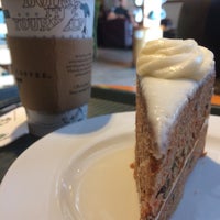 Photo taken at Caribou Coffee by Maryam H. on 10/1/2016