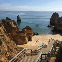 Foto tirada no(a) Praia do Camilo por Julie F. em 9/15/2015