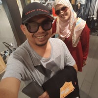 Levi's® Premium Concept Store - Kuala 