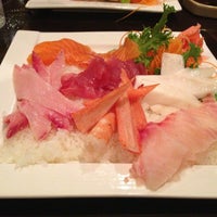 2/23/2013 tarihinde Ted Y.ziyaretçi tarafından Kumo Japanese Steak House'de çekilen fotoğraf