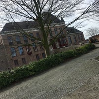 Photo taken at Kasteel Van Moerkerke by Gertjan B. on 3/24/2019