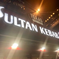 Photo taken at Sultan Kebab Halal Food by Minho J. on 8/23/2019