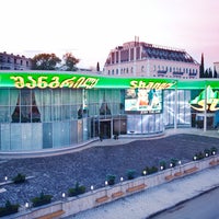 7/6/2017 tarihinde Shangri La Casino Tbilisiziyaretçi tarafından Shangri La Casino Tbilisi'de çekilen fotoğraf