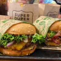 Photo taken at Super Duper Burger by Frederik H. on 11/9/2019