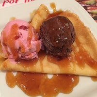 Foto diambil di Pizza Hut oleh Maria Y. pada 1/4/2016