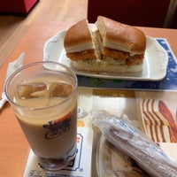 Photo taken at Komeda&#39;s Coffee by かねごん on 8/30/2022