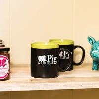 7/5/2017에 Pig &amp;amp; A Jelly Jar Holladay님이 Pig &amp;amp; A Jelly Jar Holladay에서 찍은 사진