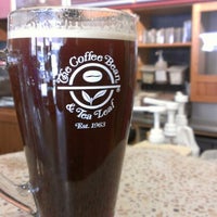 Photo taken at The Coffee Bean &amp;amp; Tea Leaf by Gabe G. on 10/5/2012