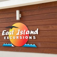 Снимок сделан в East Island Excursions пользователем Sudhee G. 7/7/2022