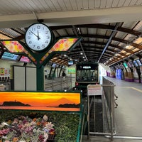 Photo taken at Enoden Fujisawa Station (EN01) by おふね on 8/25/2023