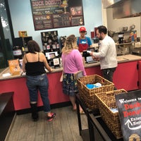7/23/2018にRがDuck Donutsで撮った写真