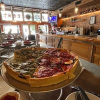 Foto diambil di Pi Pizzeria oleh R pada 9/20/2021