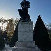 Photo taken at Jardin du Musée Rodin by Victoria T. on 10/11/2023