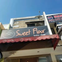 Review Sweet Flour Bake Shop