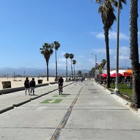 Photo taken at Boardwalk - Santa Monica Beach by M 🇶🇦 on 5/26/2022