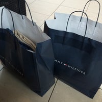 Bags tommy deals hilfiger outlet
