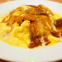 Photo taken at Denny&#39;s デニーズ 尾山台店 by MH . on 1/18/2013