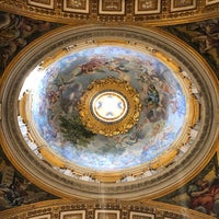 Photo taken at St. Peter&amp;#39;s Basilica by Михаил Д. on 7/9/2019