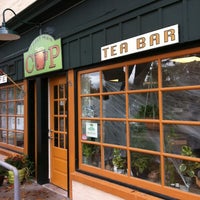 Foto diambil di CUP Tea Bar &amp;amp; Cafe oleh Arlene C. pada 10/31/2012