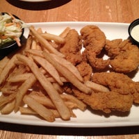 Photo taken at Applebee&amp;#39;s Grill + Bar by Dwight P. on 10/29/2012