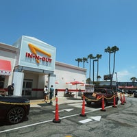 Photo taken at In-N-Out Burger by MB 🦇 on 5/21/2024