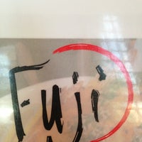7/11/2013에 Lisa B.님이 Fuji Sushi Bar &amp; Grill에서 찍은 사진