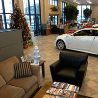 12/28/2012にAmy E.がBergstrom Buick GMC Cadillac of Green Bayで撮った写真