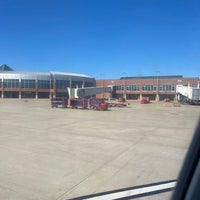 Снимок сделан в Newport News/Williamsburg International Airport (PHF) пользователем Maryann D. 2/11/2022