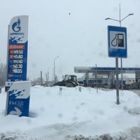 Photo taken at Газпромнефть АЗС № 31 by Aleksandr on 1/31/2019