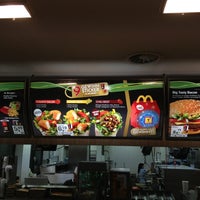 Photo taken at McDonald&amp;#39;s by ☭Ⓚⅰℜⅰℒℒ☭ Ⓖ. on 3/21/2013