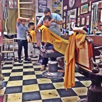 Photo taken at Barbearia 9 de Julho by Eric F. on 11/22/2014