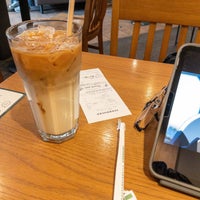 Photo taken at Starbucks by うみっしー on 4/5/2022