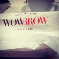 รูปภาพถ่ายที่ WowBrow Beauty Bar โดย Laura K. เมื่อ 9/21/2014