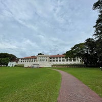 Photo taken at Fort Canning Centre by Edilberto C. on 8/30/2022