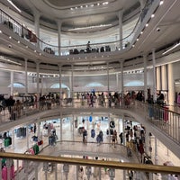 Photo taken at Zara by ghazal n. on 5/30/2022