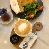 komsu kahve bahcesehir 1 kisim da kafe