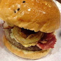 8/31/2015にRizal O.がBurger Junkyardで撮った写真