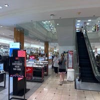 Photo taken at Park Meadows Mall by World Travels 24 on 7/22/2022