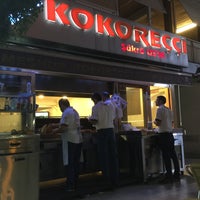 รูปภาพถ่ายที่ Kokoreççi Şükrü Usta โดย 🇹🇷TANJU🇹🇷 . เมื่อ 8/2/2016