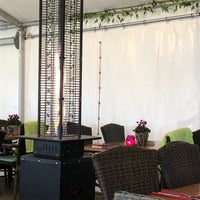 รูปภาพถ่ายที่ Inselblick Cafe-Restaurant โดย Ricarda Christina H. เมื่อ 9/8/2019