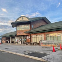 Photo taken at 道の駅 湖北みずどりステーション by ルビナス on 8/31/2023