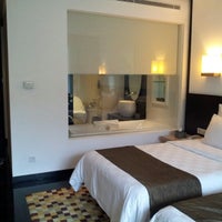 Padma Hotel Bandung - Hotel