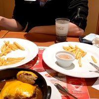Photo taken at Denny&amp;#39;s by たいらい ㌶. on 2/20/2023